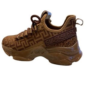 Steve Madden brown Maxima shoe size 6.5